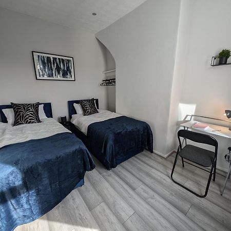 3Bed 2Bath House - Free Parking - Close To Everton & Liverpool Fc- Managed By Chique Properties Ltd Eksteriør bilde