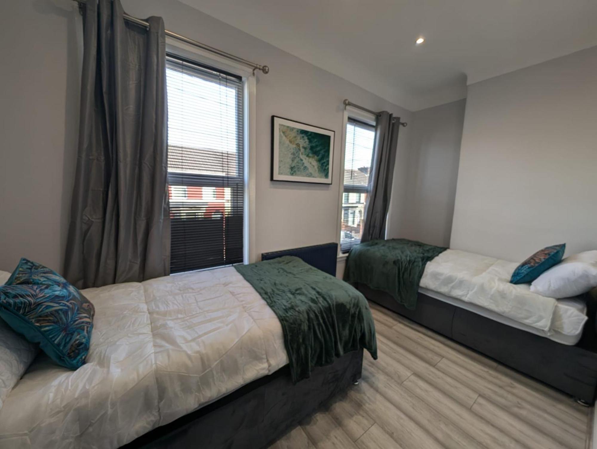 3Bed 2Bath House - Free Parking - Close To Everton & Liverpool Fc- Managed By Chique Properties Ltd Eksteriør bilde