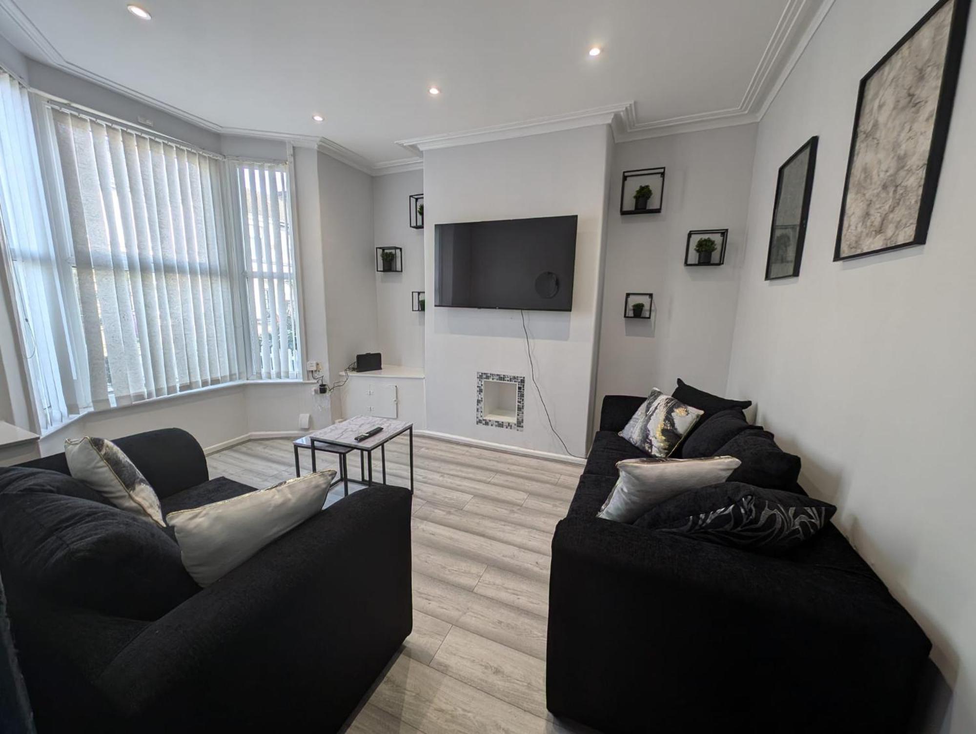 3Bed 2Bath House - Free Parking - Close To Everton & Liverpool Fc- Managed By Chique Properties Ltd Eksteriør bilde